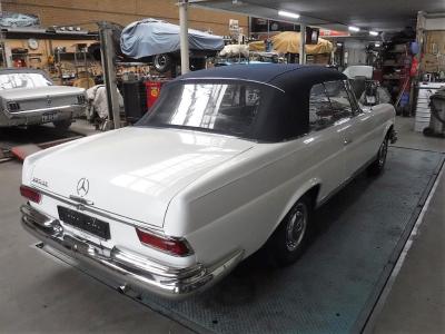 1963 Mercedes - Benz 220SE Cabrio