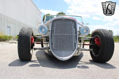 1933 Factory Five Hot Rod