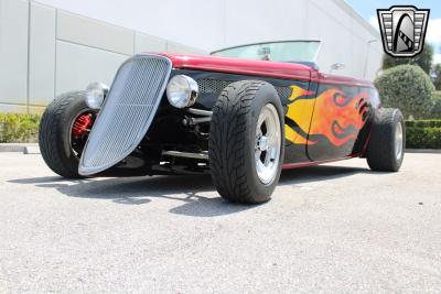 1933 Factory Five Hot Rod