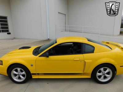 2004 Ford Mustang