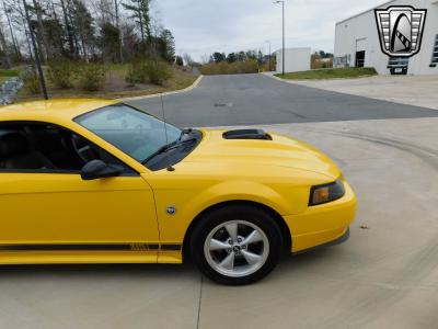 2004 Ford Mustang