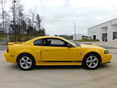 2004 Ford Mustang