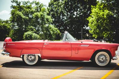 1956 Ford Thunderbird