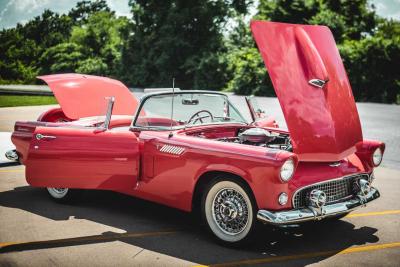 1956 Ford Thunderbird