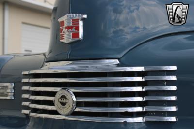 1948 Nash 600