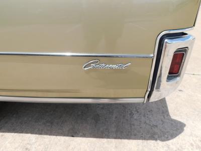 1972 Lincoln Continental