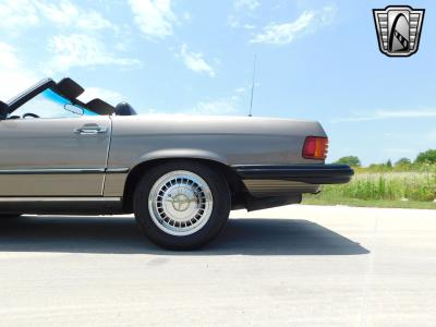 1987 Mercedes - Benz 560SL