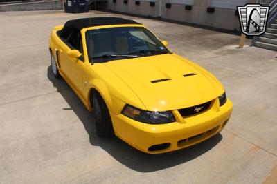 2004 Ford Mustang