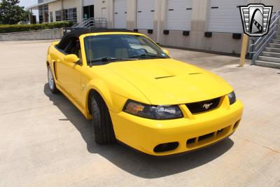 2004 Ford Mustang