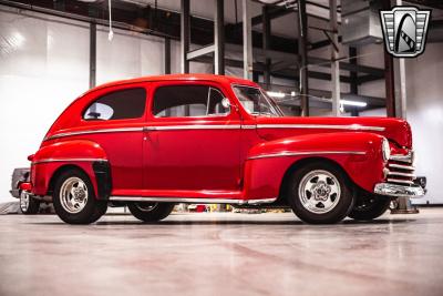 1947 Ford Deluxe