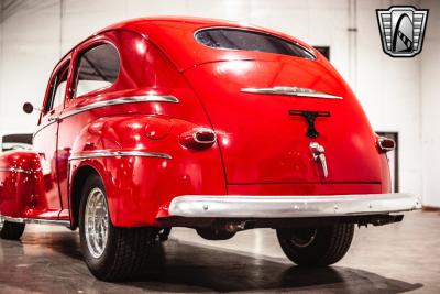 1947 Ford Deluxe