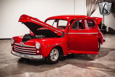 1947 Ford Deluxe