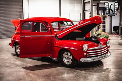 1947 Ford Deluxe