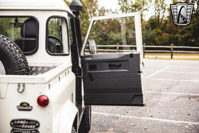 1984 Land Rover Defender