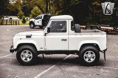 1984 Land Rover Defender