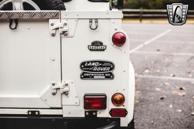 1984 Land Rover Defender