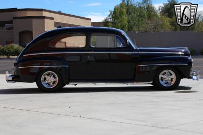 1948 Ford Deluxe