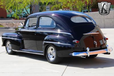 1948 Ford Deluxe