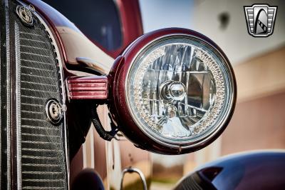 1936 Pontiac Sedan