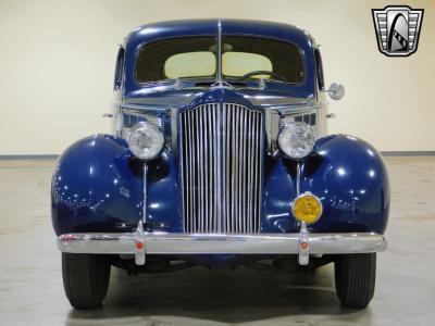 1938 Packard 1600