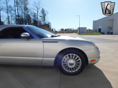 2004 Ford Thunderbird