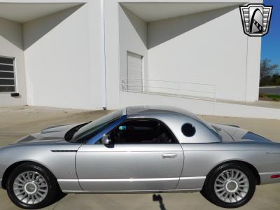 2004 Ford Thunderbird