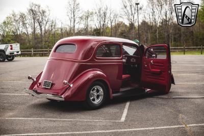 1936 Ford Deluxe