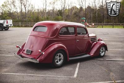 1936 Ford Deluxe