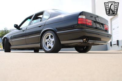 1991 BMW M5