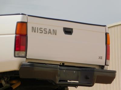 1996 Nissan PICKUP