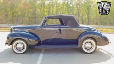 1939 Ford Deluxe