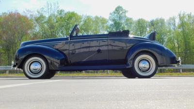 1939 Ford Deluxe