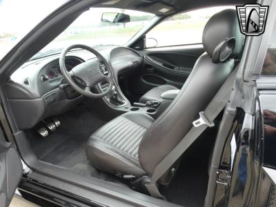 2003 Ford Mustang