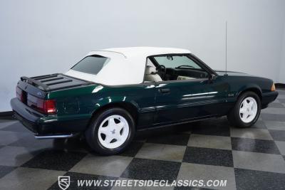 1990 Ford Mustang Convertible 7 UP Edition