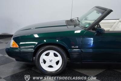 1990 Ford Mustang Convertible 7 UP Edition