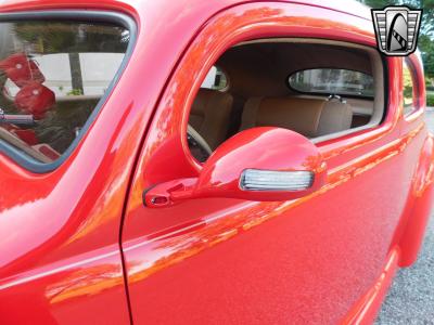 1941 Ford Deluxe