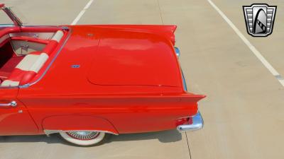 1957 Ford Thunderbird