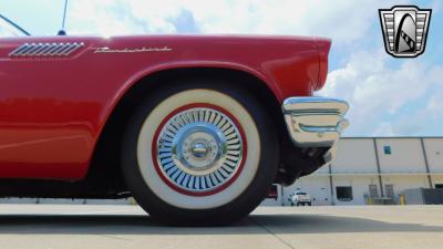 1957 Ford Thunderbird