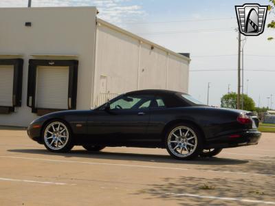 2002 Jaguar XKR