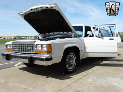 1985 Ford Crown Victoria