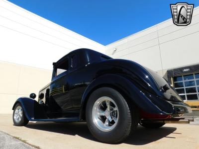 1933 Plymouth Coupe