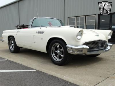 1956 Ford Thunderbird