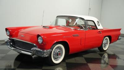 1957 Ford Thunderbird