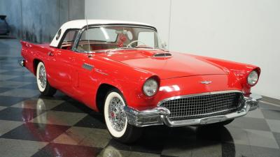 1957 Ford Thunderbird