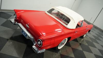 1957 Ford Thunderbird