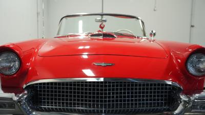 1957 Ford Thunderbird