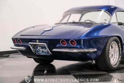 1961 Chevrolet Corvette Restomod