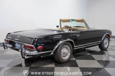 1968 Mercedes - Benz 280SL Pagoda