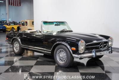 1968 Mercedes - Benz 280SL Pagoda