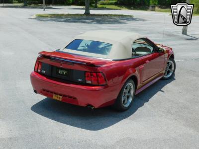 2004 Ford Mustang